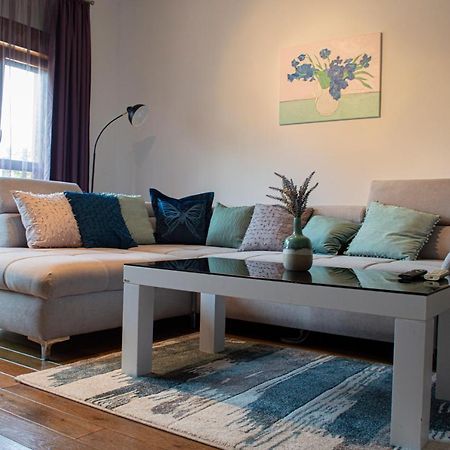 Bright Side Apartment Novi Sad Exterior foto